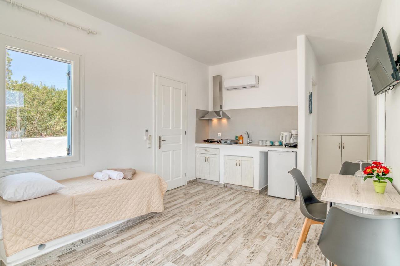 Alikí Ippocampos Seaside Serenity - Unwind At Paros Poolside Retreats מראה חיצוני תמונה